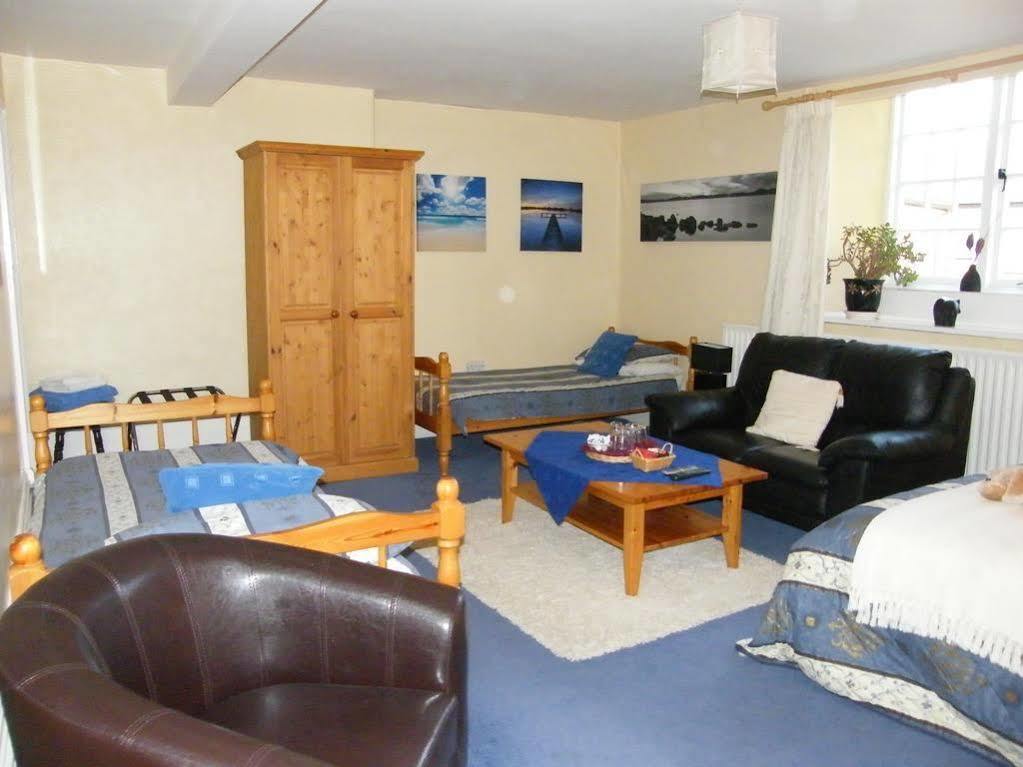 The Mitre Inn Witheridge Екстер'єр фото