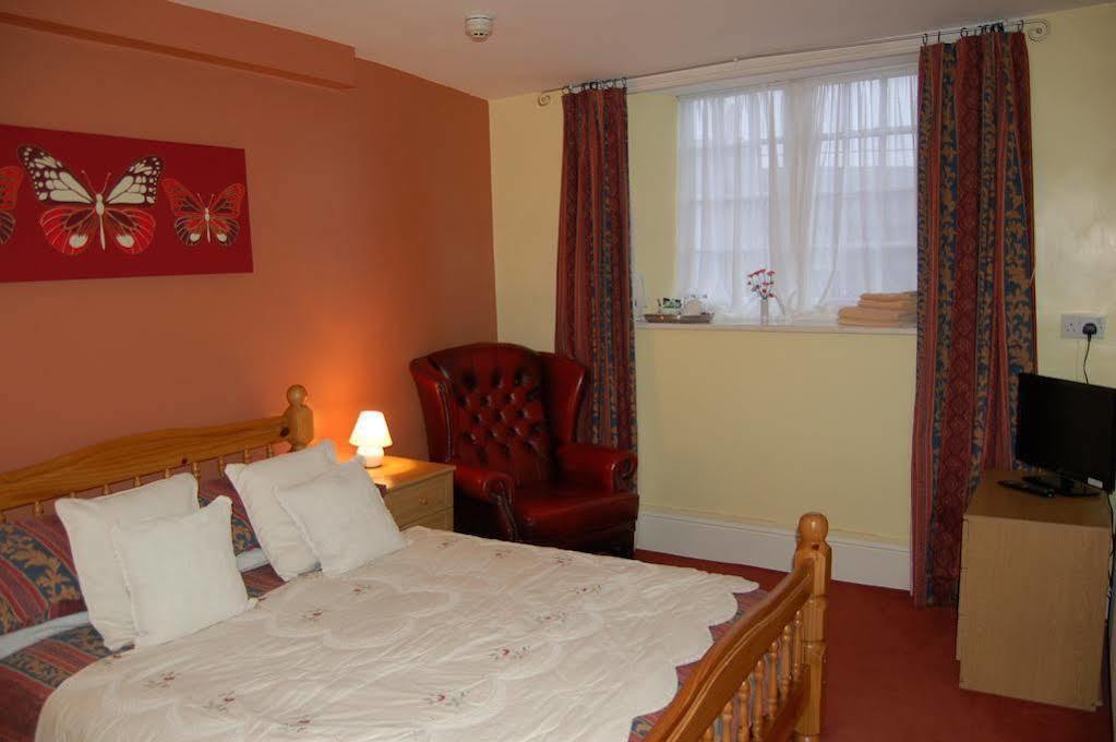The Mitre Inn Witheridge Екстер'єр фото